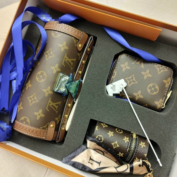 Purse gift set 4 pieces - Picture 3 of 3